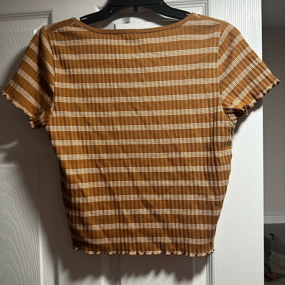 American Eagle Cropped Top - Picture 2 of 3